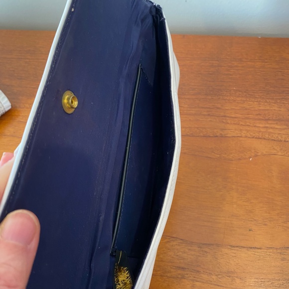 Vintage NATIONAL Canadian Made Evening Clutch - Picture 4 of 6